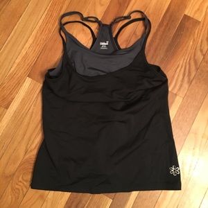 3 item bundle! Old navy active tops